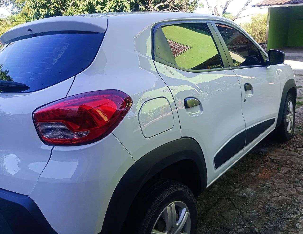 Vende-se Renault Kwid Zen 1.0 Flex 2019/2020 - Excelente Estado!<br><br> - Foto 3