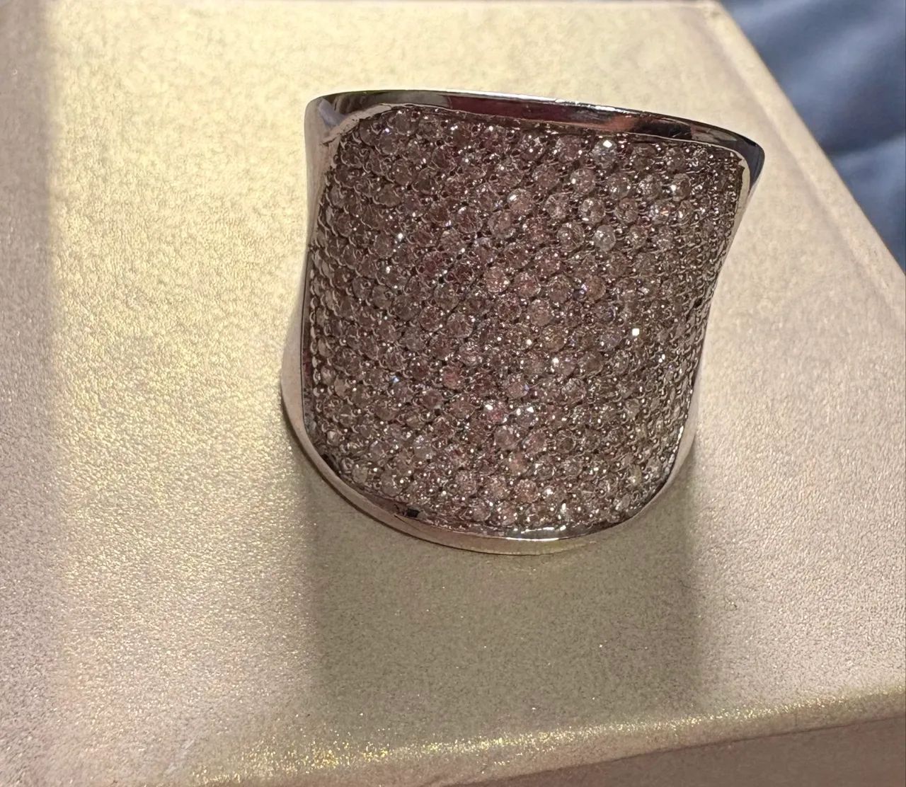 Anel de brilhantes ouro 18k grande - Foto 4
