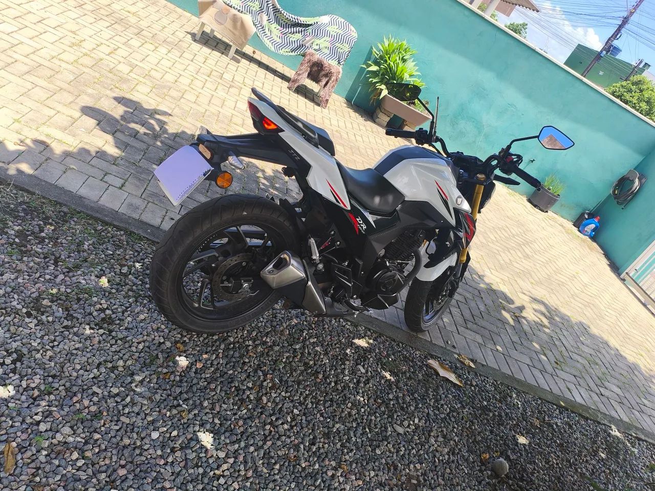 Vendo DR 160 estado de nova, 14.500 revisada, IPVA pago. - Foto 4