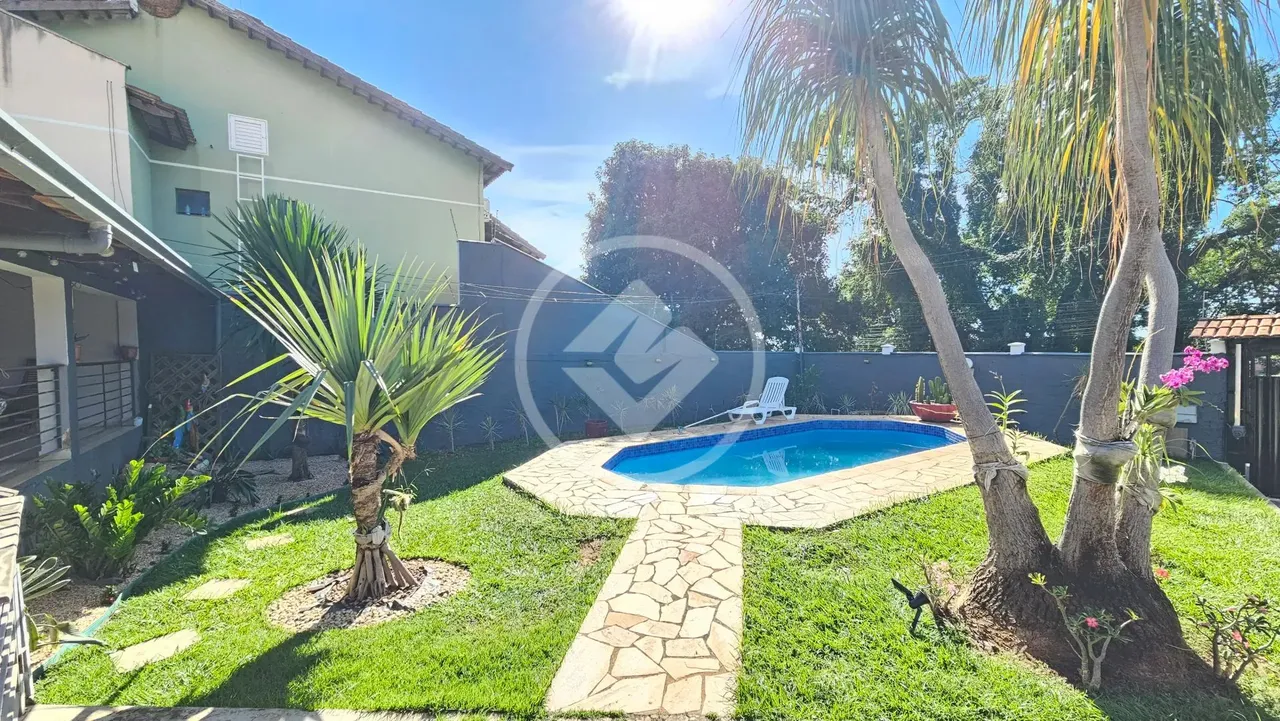 Casa Térrea 3 Quartos no Jardim Vitória codigo: 125010