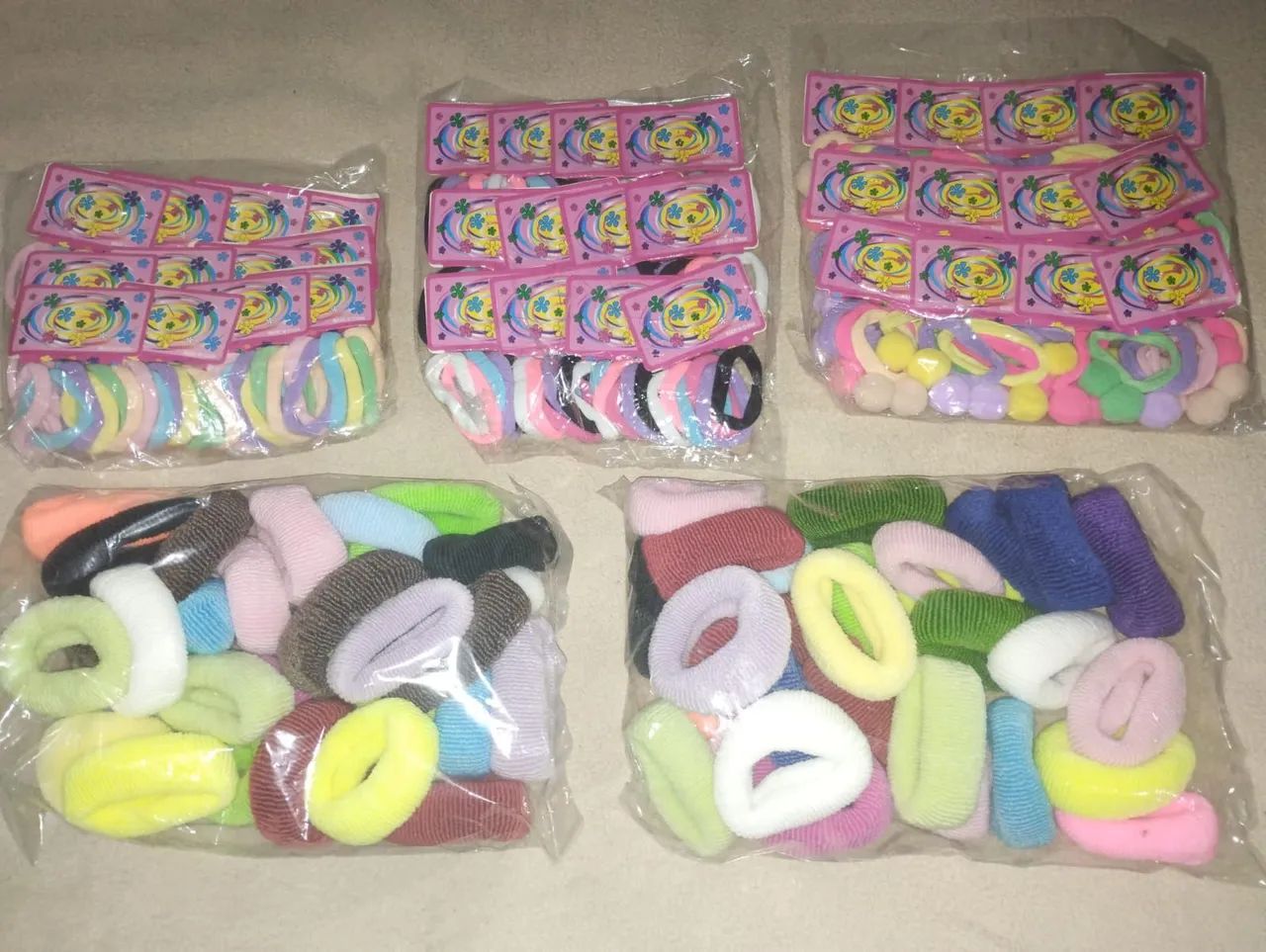 Cabelos e prendedor de cabelo  - Foto 5