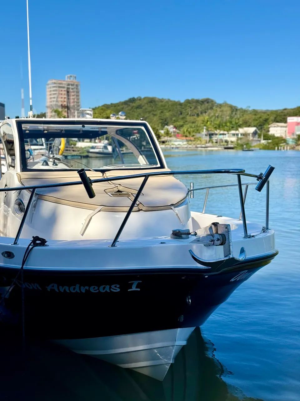 Lancha Fly Fish 28 Yamaha 200hp 2016 - completa, revisada e pronta pra navegar - Foto 2