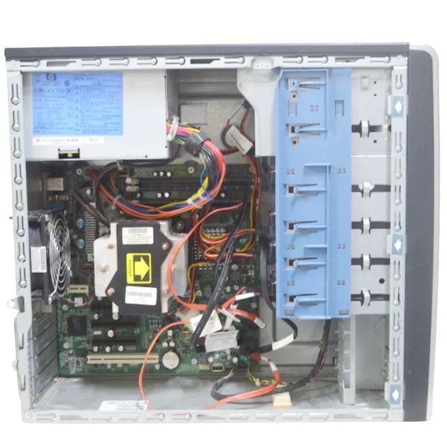 Servidor Hp Proliant Ml110 Xeon E3220 8gb Hd 2TB - Foto 2