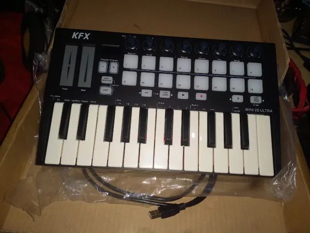 KFX MINI 25 TECLADO CONTROLADORA MIDI - Instrumentos musicais