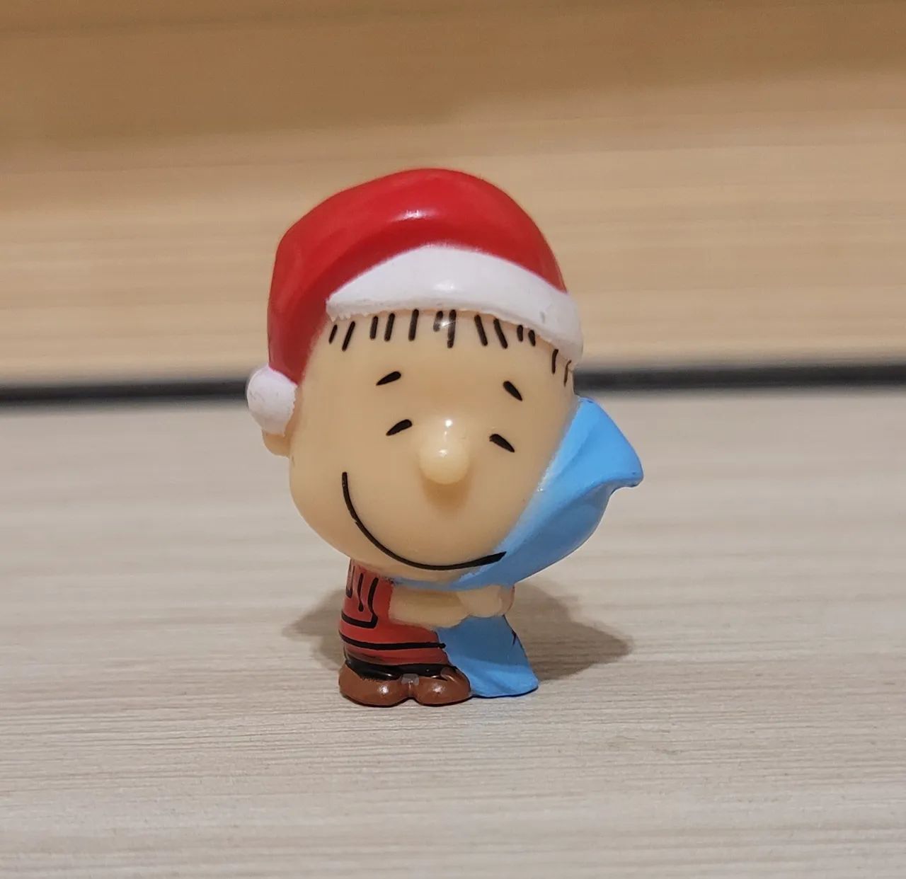 Linus Hobbies Miniatura Linus (Gogo Cacau Show Snoopy Natal) - Hobbies e coleções ...