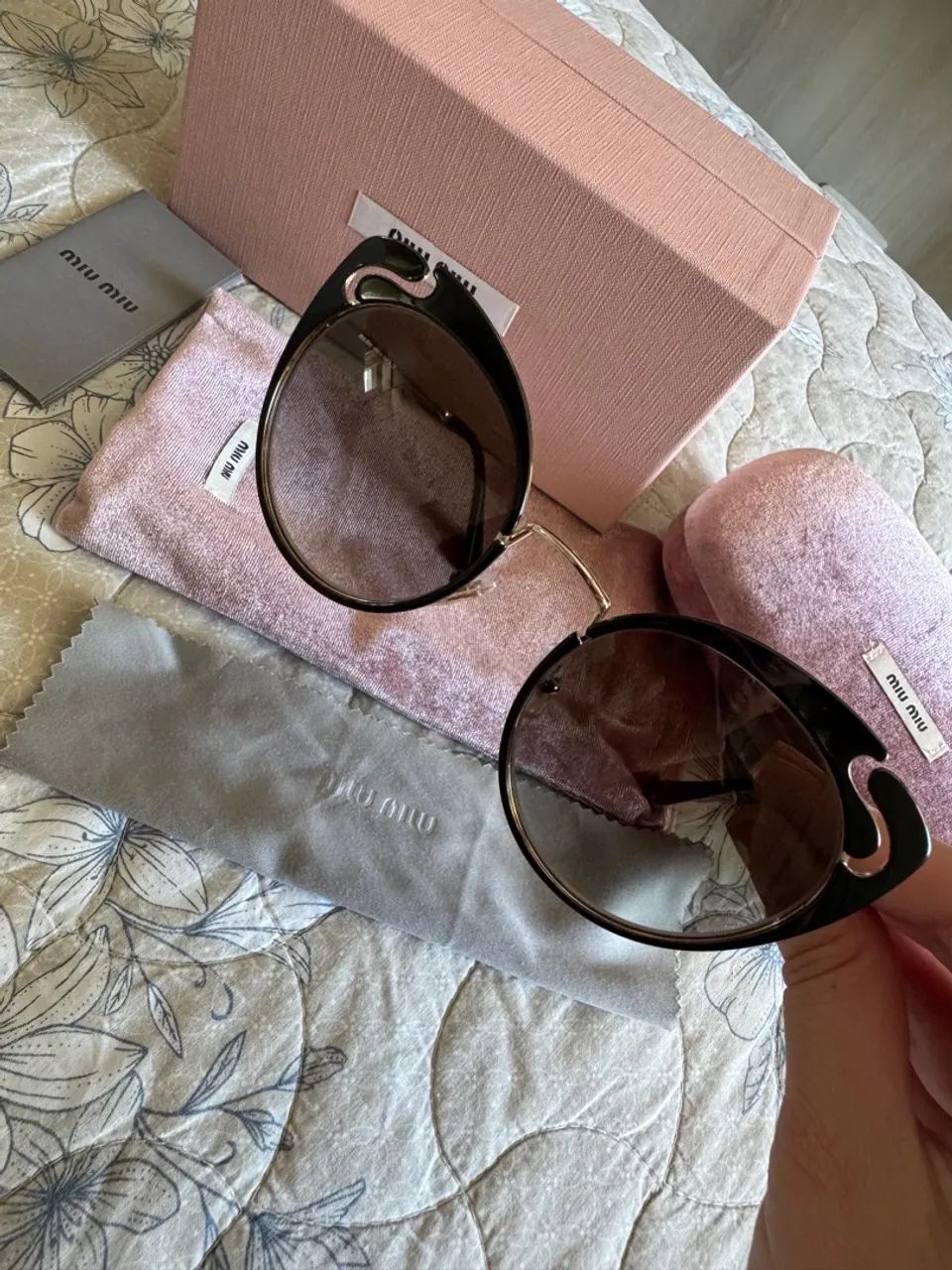 Óculos de sol Miu Miu - Foto 2