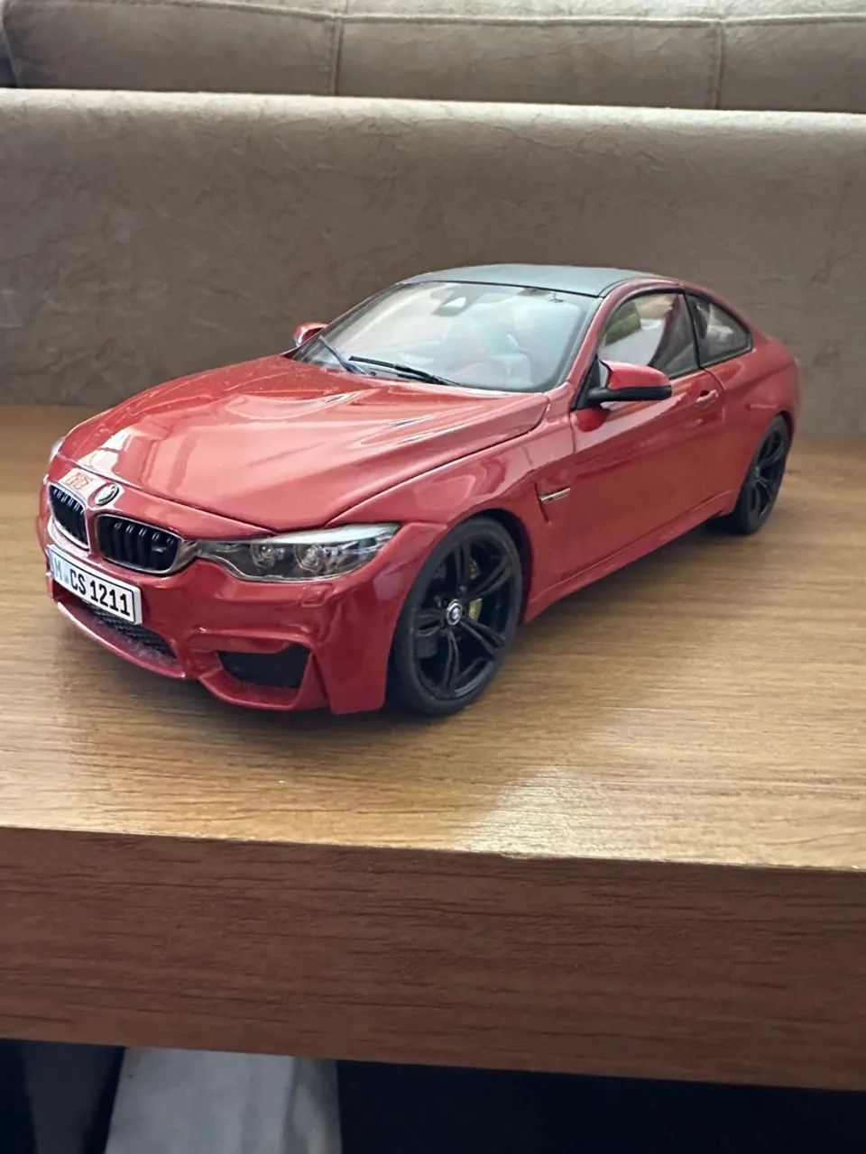 Miniatura bmw m4 escala 1;18 - Foto 4