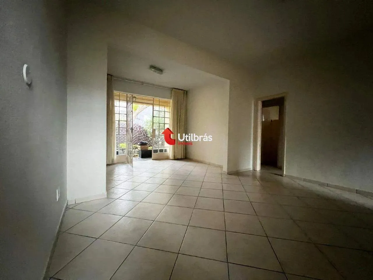 Casa para aluguel, 2 quartos, 1 vaga, Sagrada Família - Belo Horizonte/MG