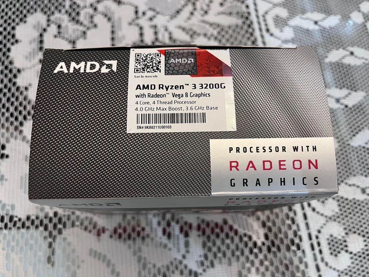 AMD Ryzen 3 3200G com vídeo integrado Vega 8