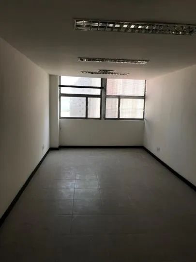 Linda Sala Comercial de 36m2 - Completamente Reformada