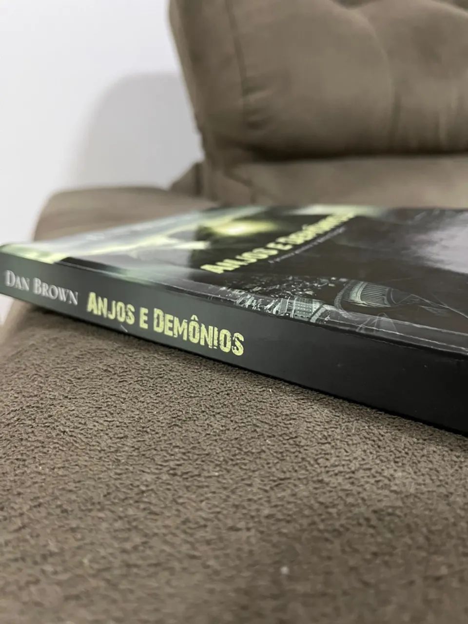 Anjos e Demônios - Dan Brown - Foto 4