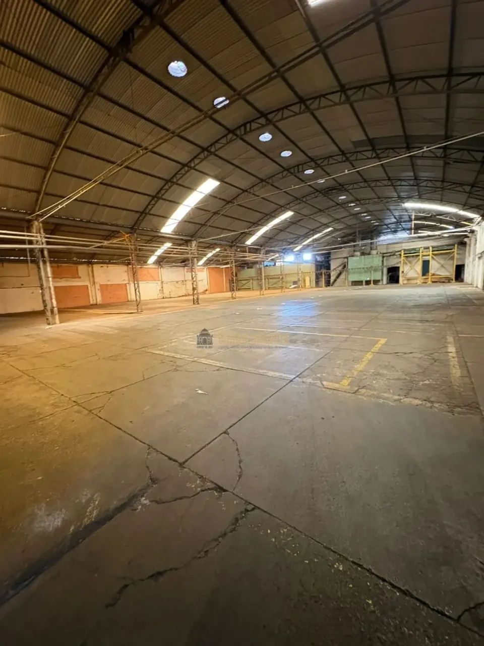 Barracão Comercial - Foto 4