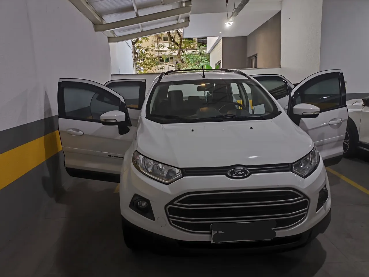 Ford Ecosport 1.6 automático novo com pintura toda original