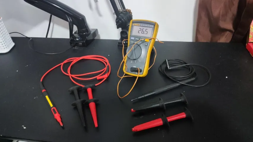 Multimetro FLUKE 116 True RMS