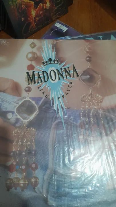 3 DISCOS DE VINIL EM ÓTIMO ESTADO MADONNA - Foto 3