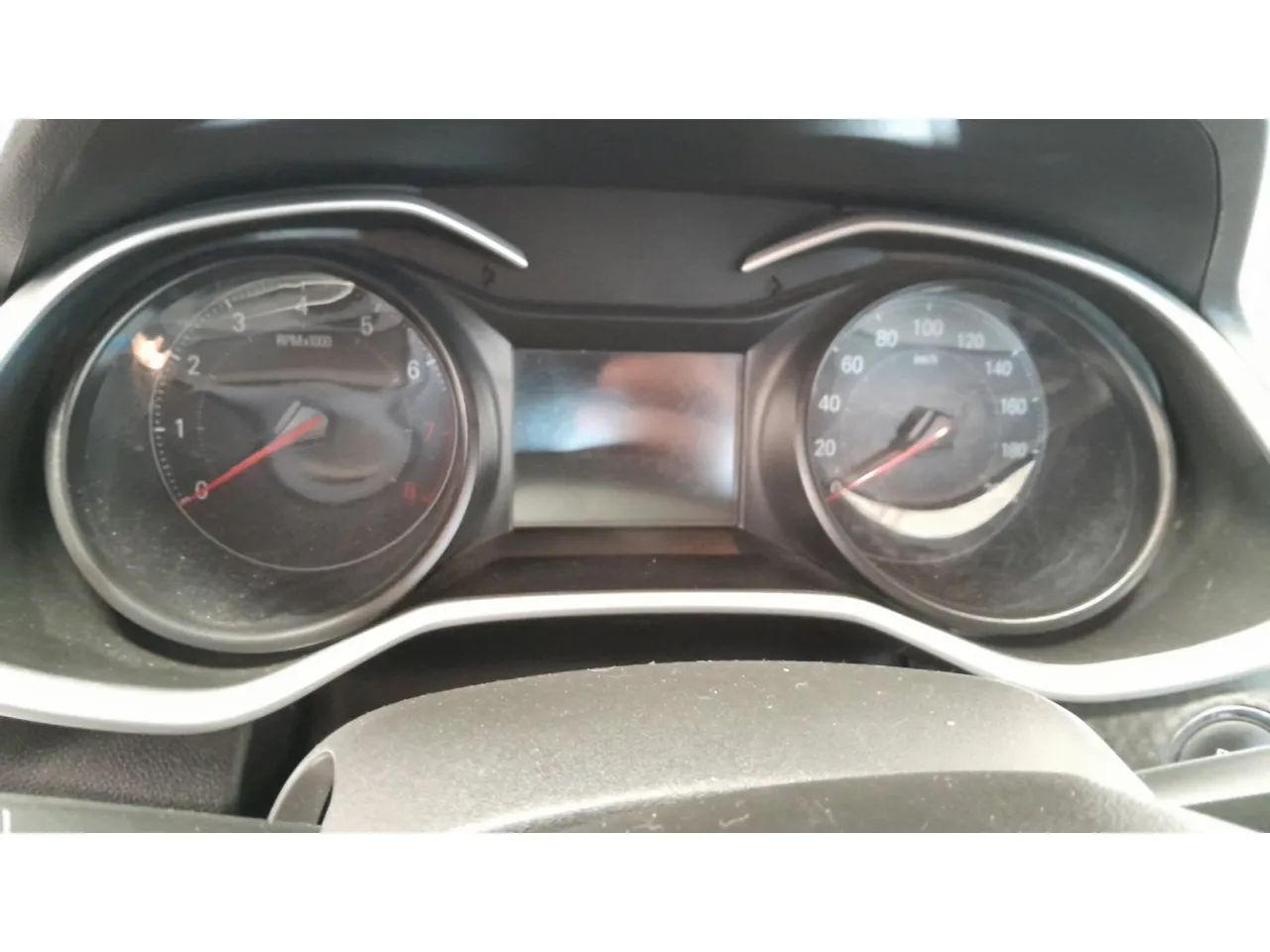 Chevrolet Onix Plus LT 1.0 12V Flex Mec. 4P 2024 - Foto 13