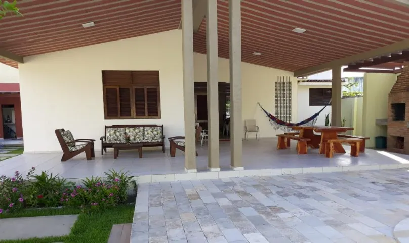 PORTEIRA FECHADA!!!! Casa á Beira Mar- Barra de São Miguel (Praia das Conchas)