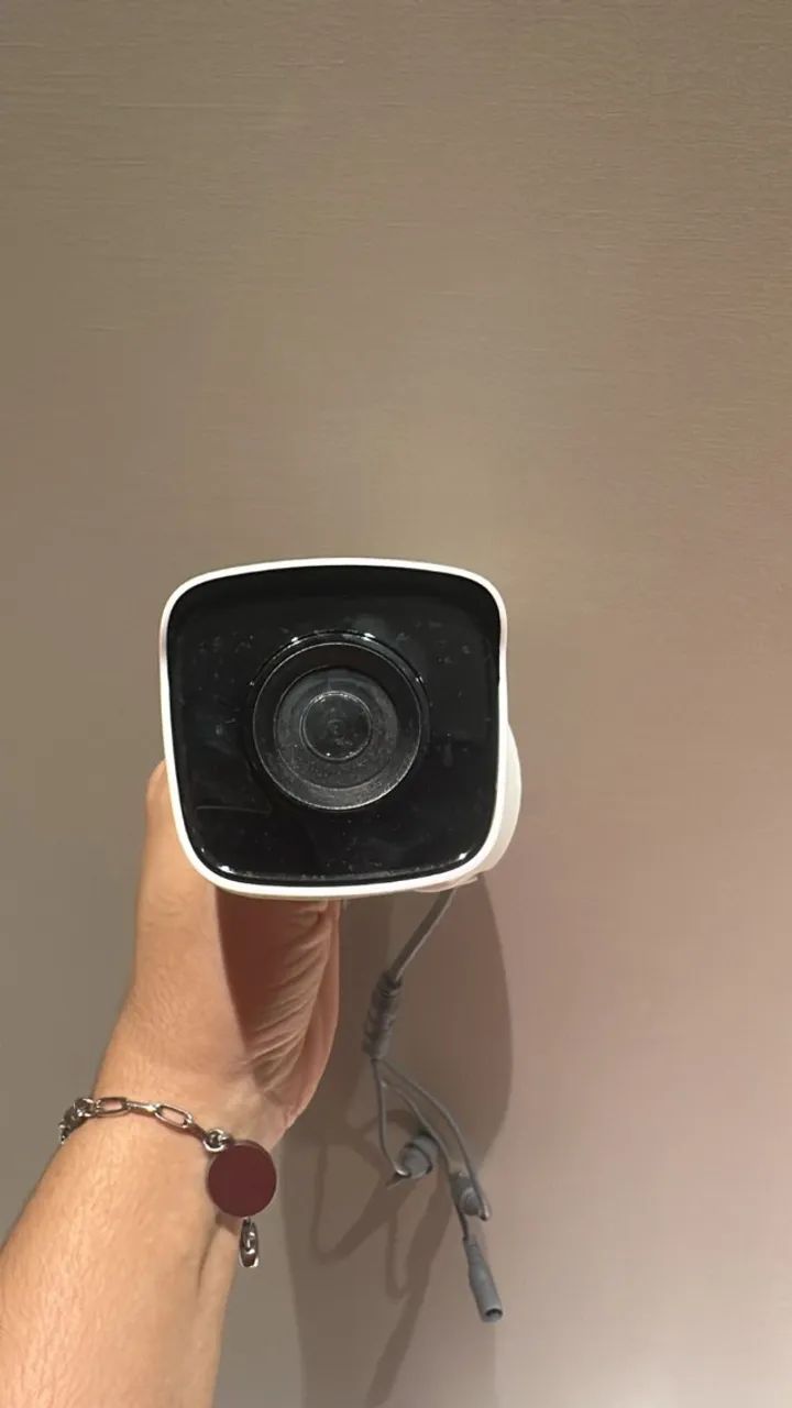 Câmera de Segurança colorida Hilook THC-B120-P HL 1004 - Foto 2