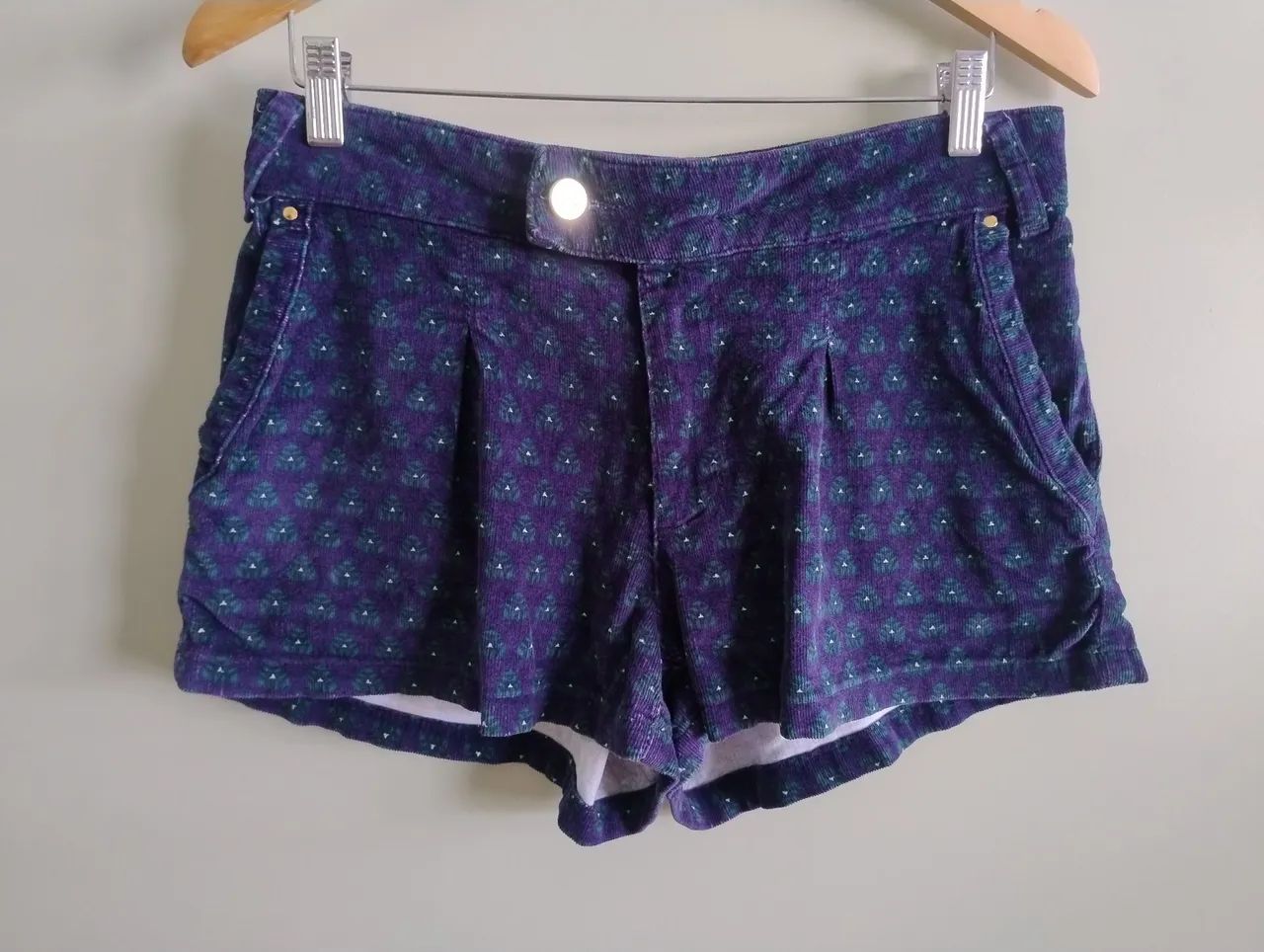 Shorts veludo Damyller 38