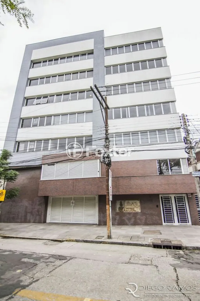 Sala / Conjunto Comercial à venda Rua Washington Luiz, Centro Histórico - Porto Alegre