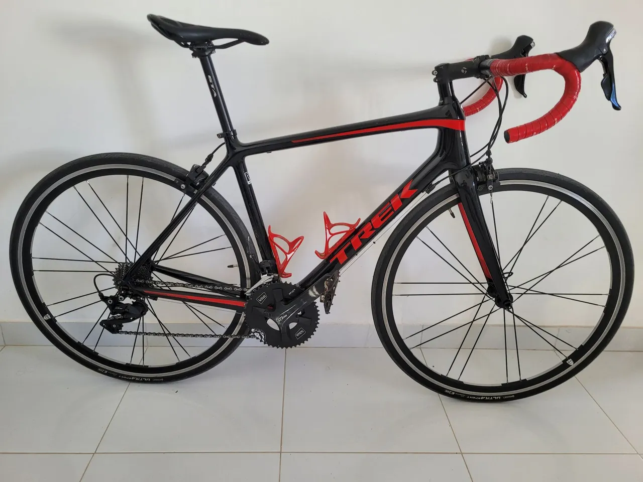 Bicicleta émonda Trek tamanho 54