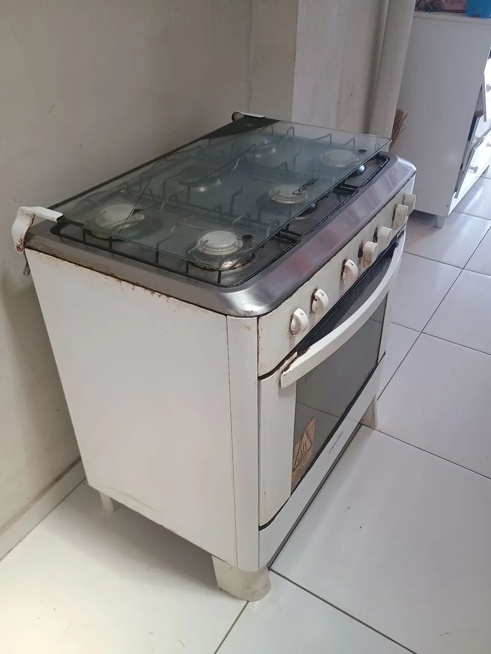 Fogão a Gás Esmaltec 6 Bocas com Forno - Foto 4