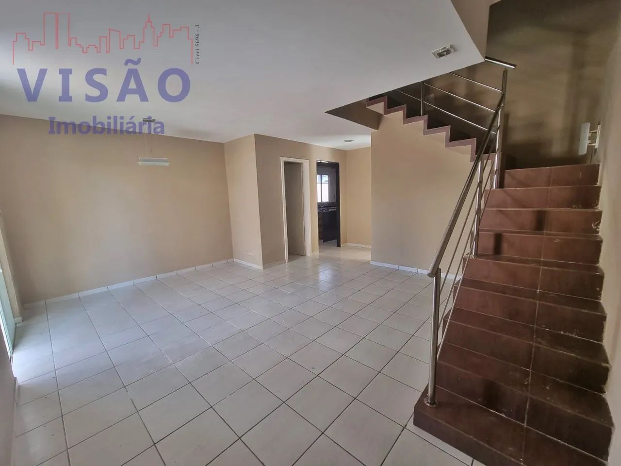 VENDE-SE LINDA CASA DUPLEX CONDOMÍNIO VERONIQUE - Foto 4