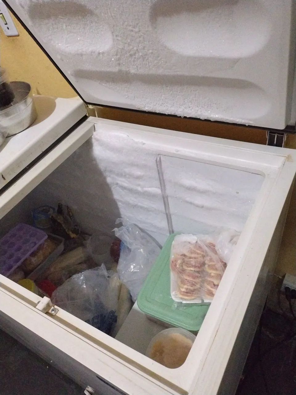 freezer 2 portas 420 litros em perfeitas condições  - Foto 4