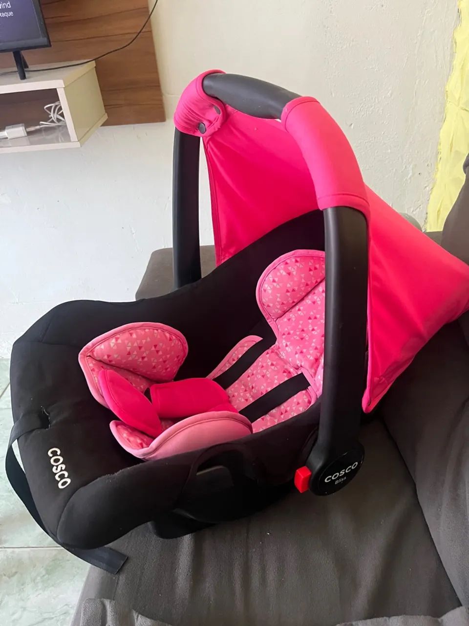 Cadeira Auto Bebê Cosco Usada - Foto 2