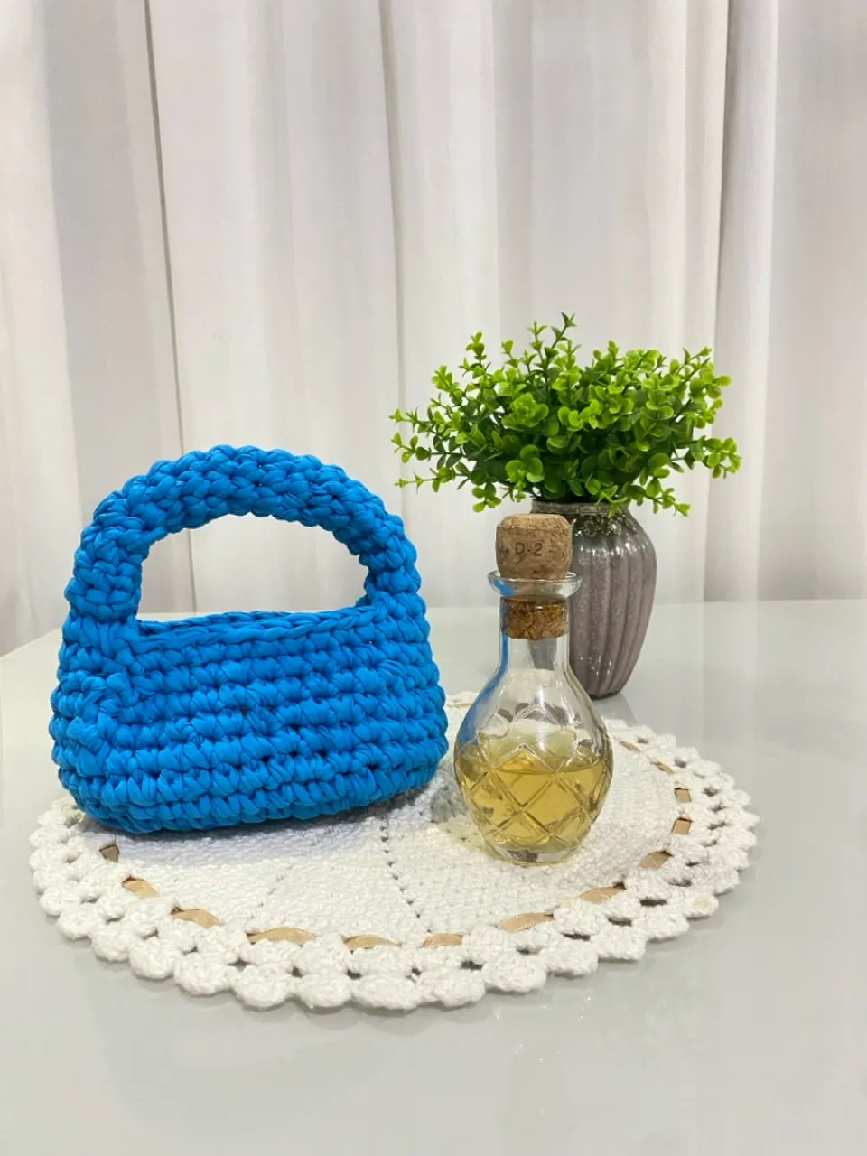 Bolsa de Mão Azul Crochê Artesanal
