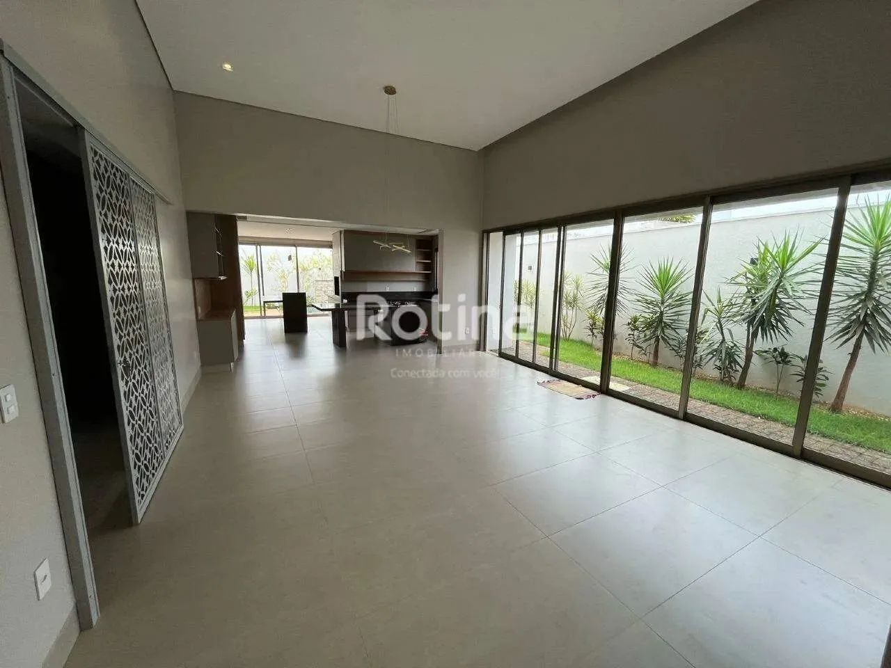 Casa para alugar, 4 quartos, Granja Marileusa - Uberlândia/MG - Rotina Imobiliária - Foto 2