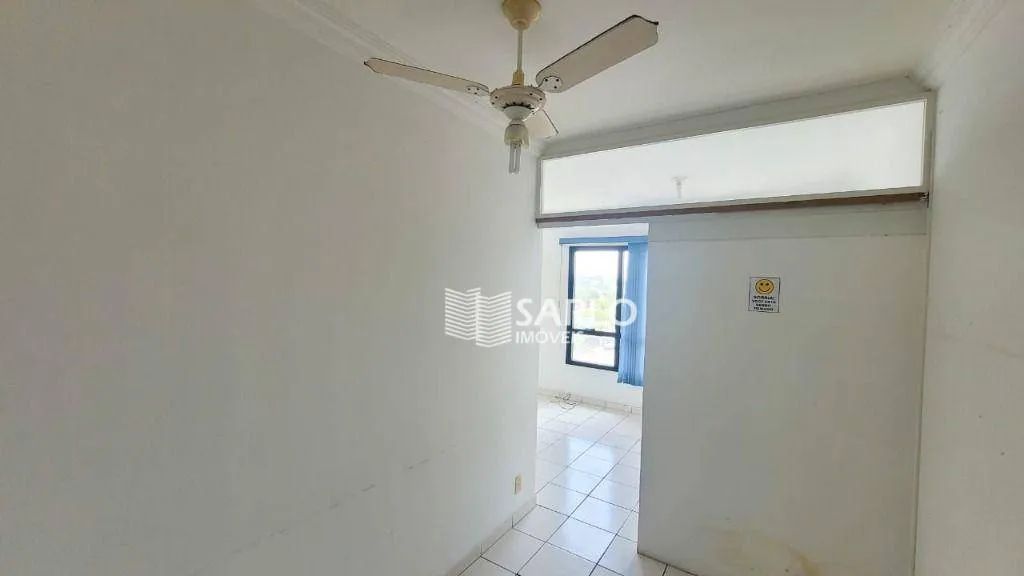 Sala comercial com 38m² para locação na Enseada do Suá. - Foto 4