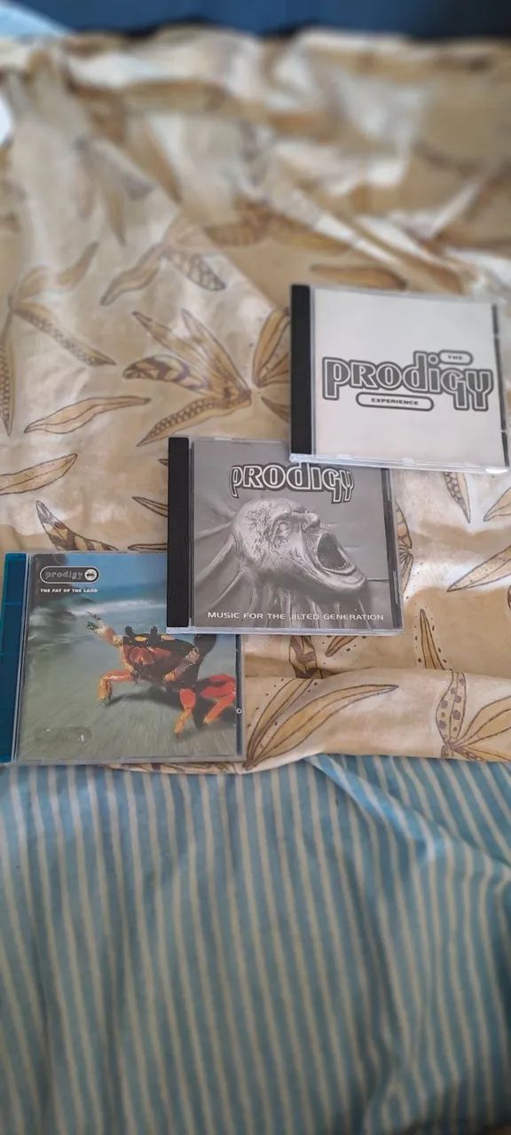 CDs originais Prodigy - Foto 6