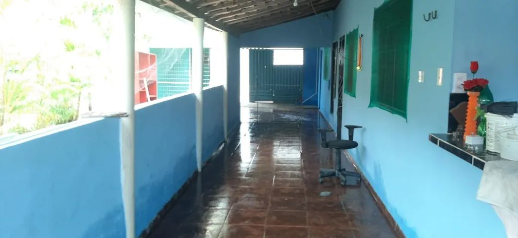 Casa simples, mobiliada e ampla - Foto 6