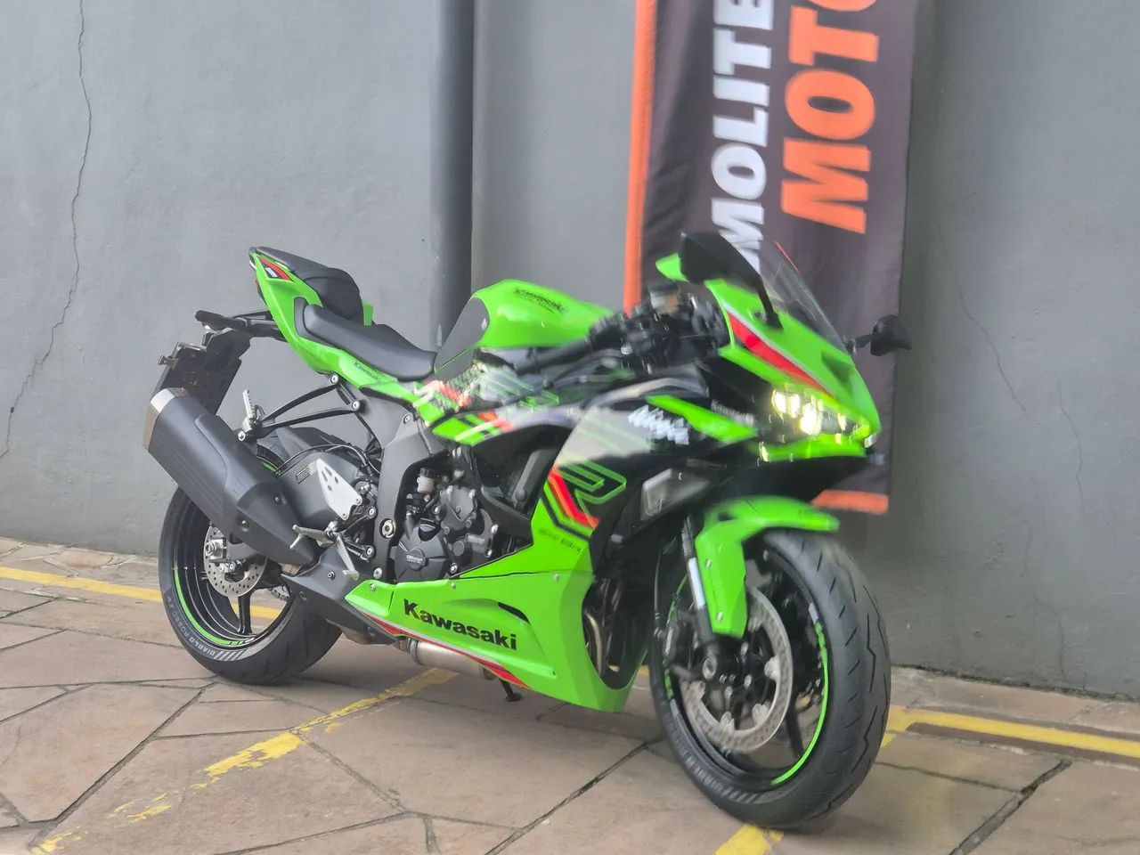 Kawasaki Zx-6r 636cc 2025 - 1255705683 | OLX
