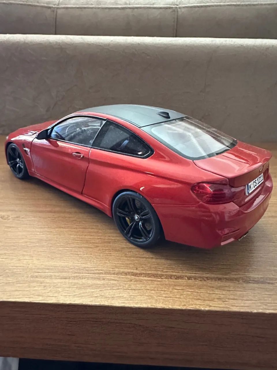 Miniatura bmw m4 escala 1;18 - Foto 5