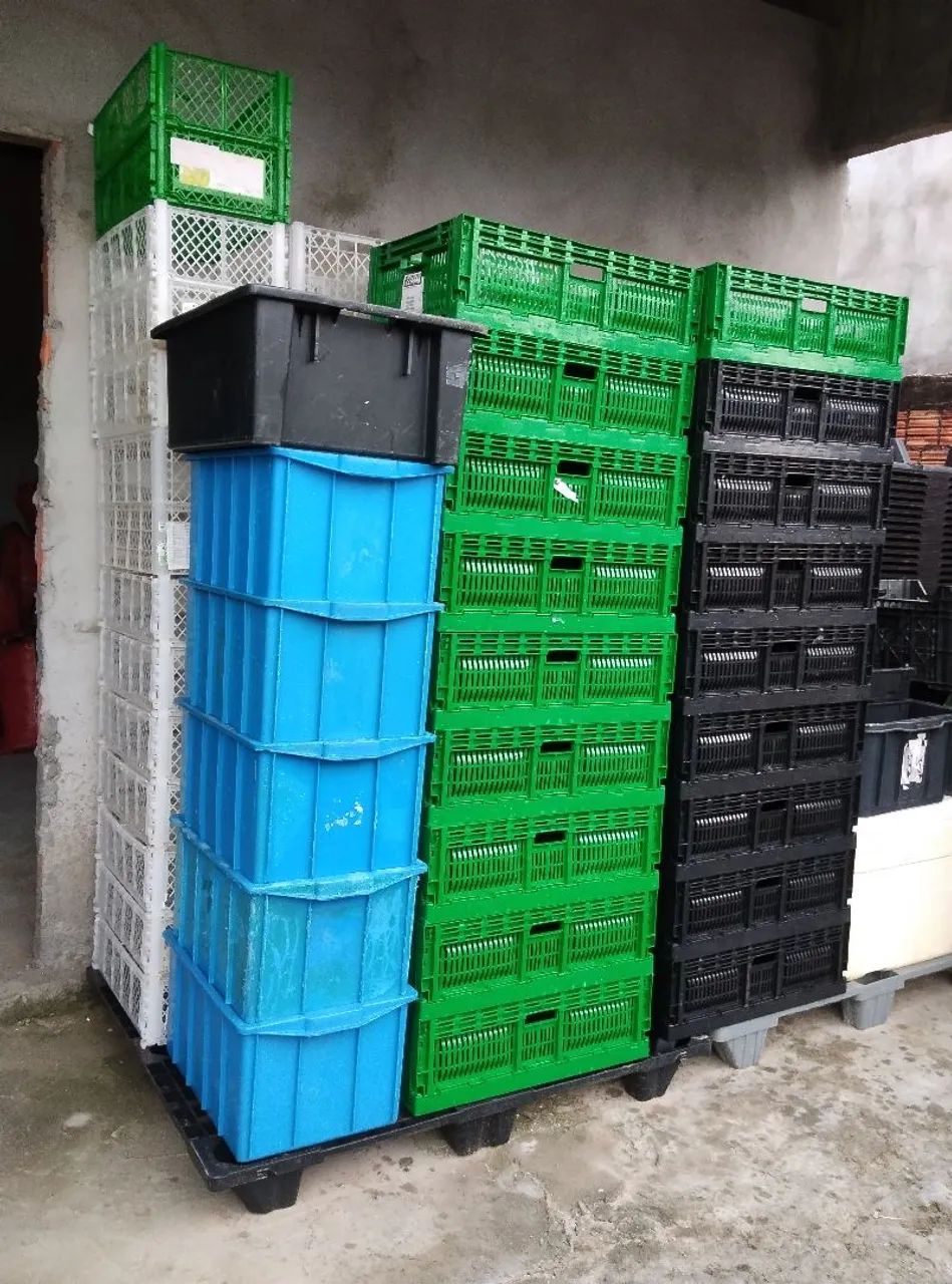 Caixas organizadora e paletes de plástico.. - Foto 2