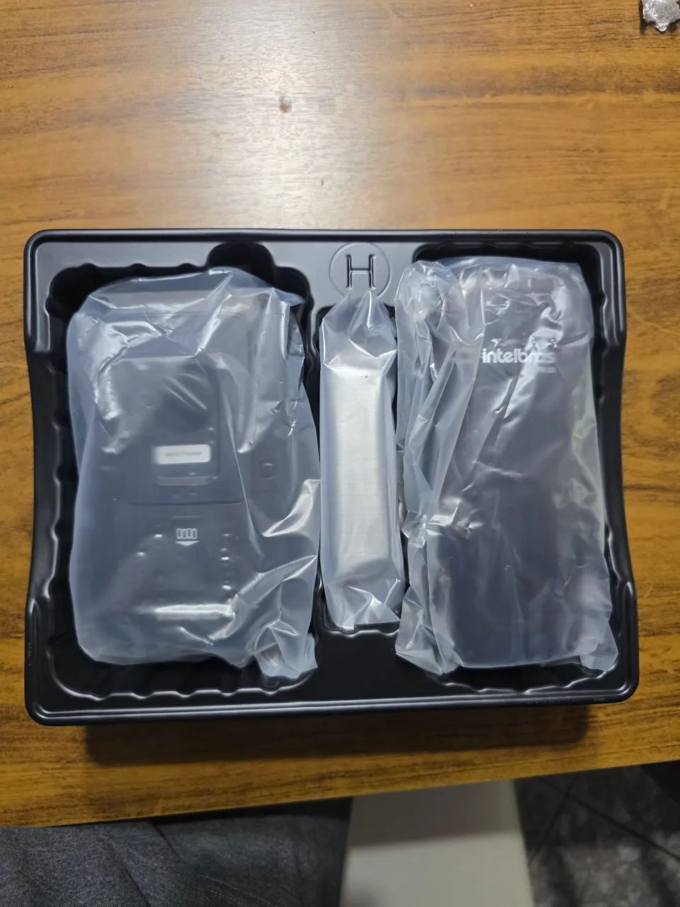 Fechadura Digital Intelbras FR10 | Uso externo e interno | Antiarrombamento | 9 senhas e + - Foto 6