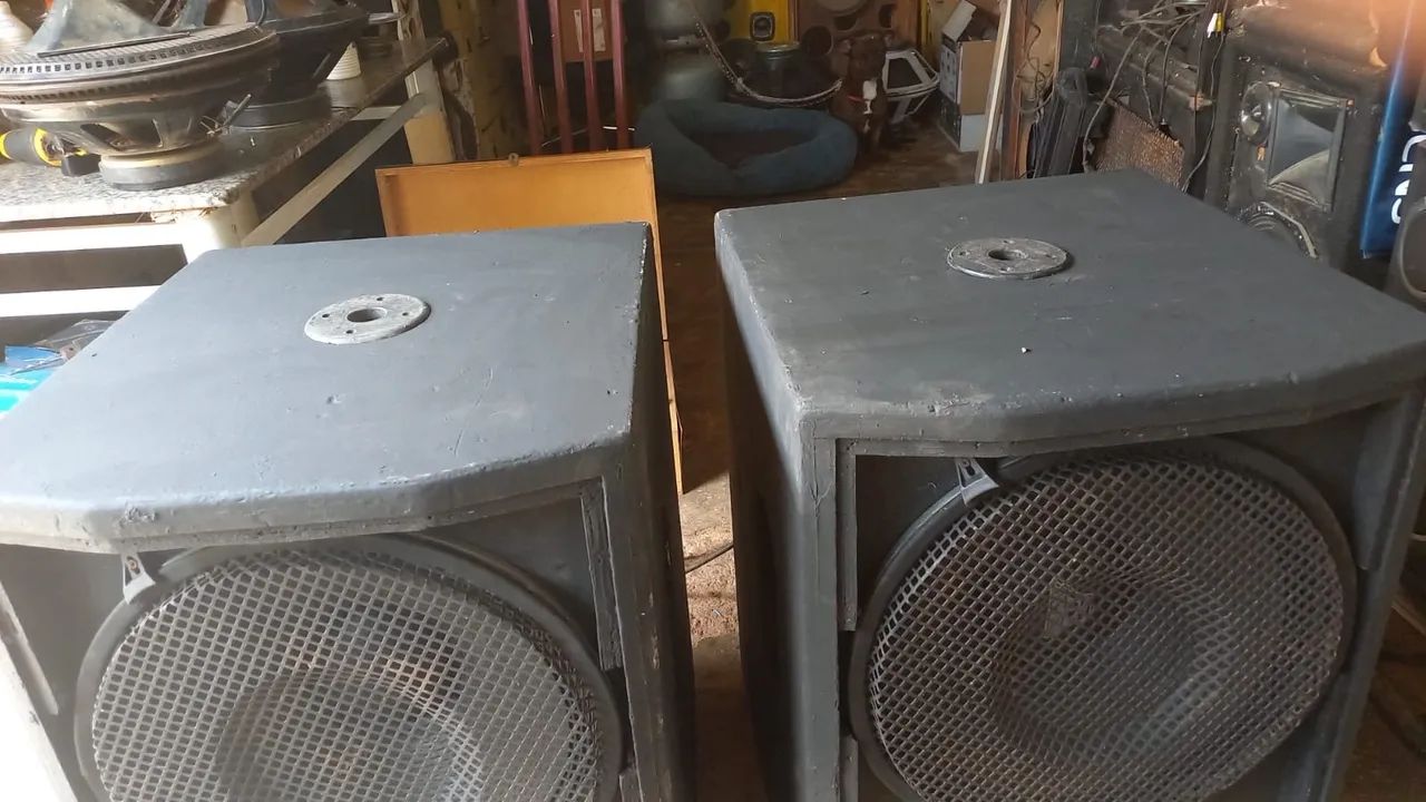 Duas Caixa Sub Grave 18 800w Oversound - Foto 3
