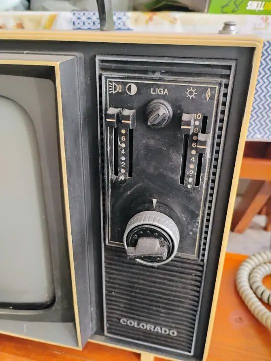 Tv Antiga Colorado Tubo 15 Preto E Branco - Ano 1977 (Usado) - Foto 2