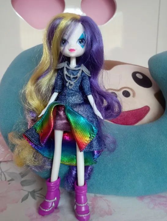 Boneca My Little Pony Rainbow Dash - Estilo Rock