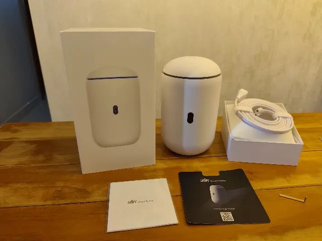 Roteador Ubiquiti Dream Router Udr Unifi Os Wifi 6 Gigabit Poe Cloud Gateway