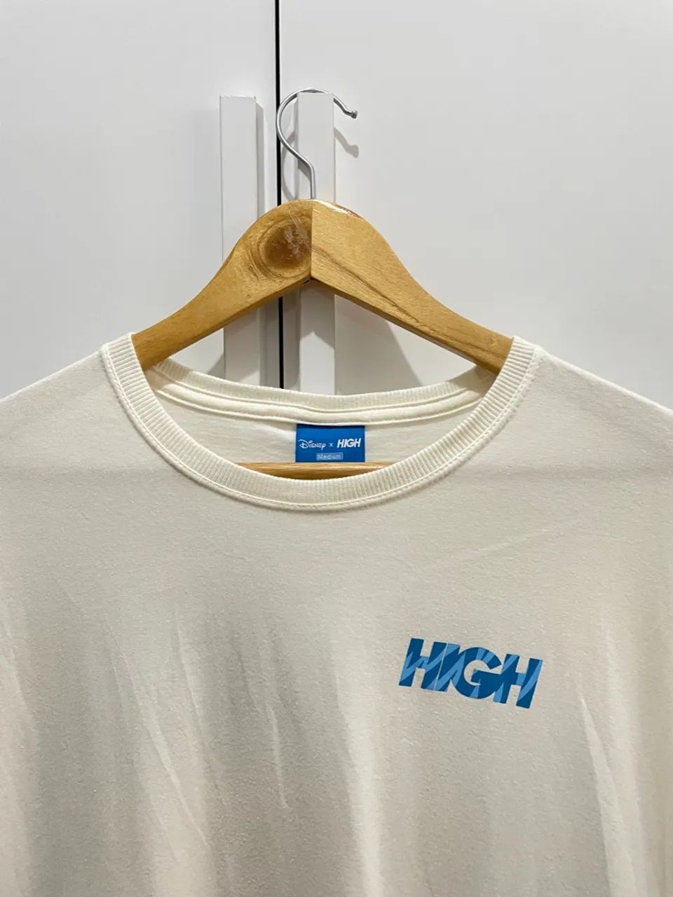 Camiseta High x Disney M (usada 1x, ZERO) - Foto 3