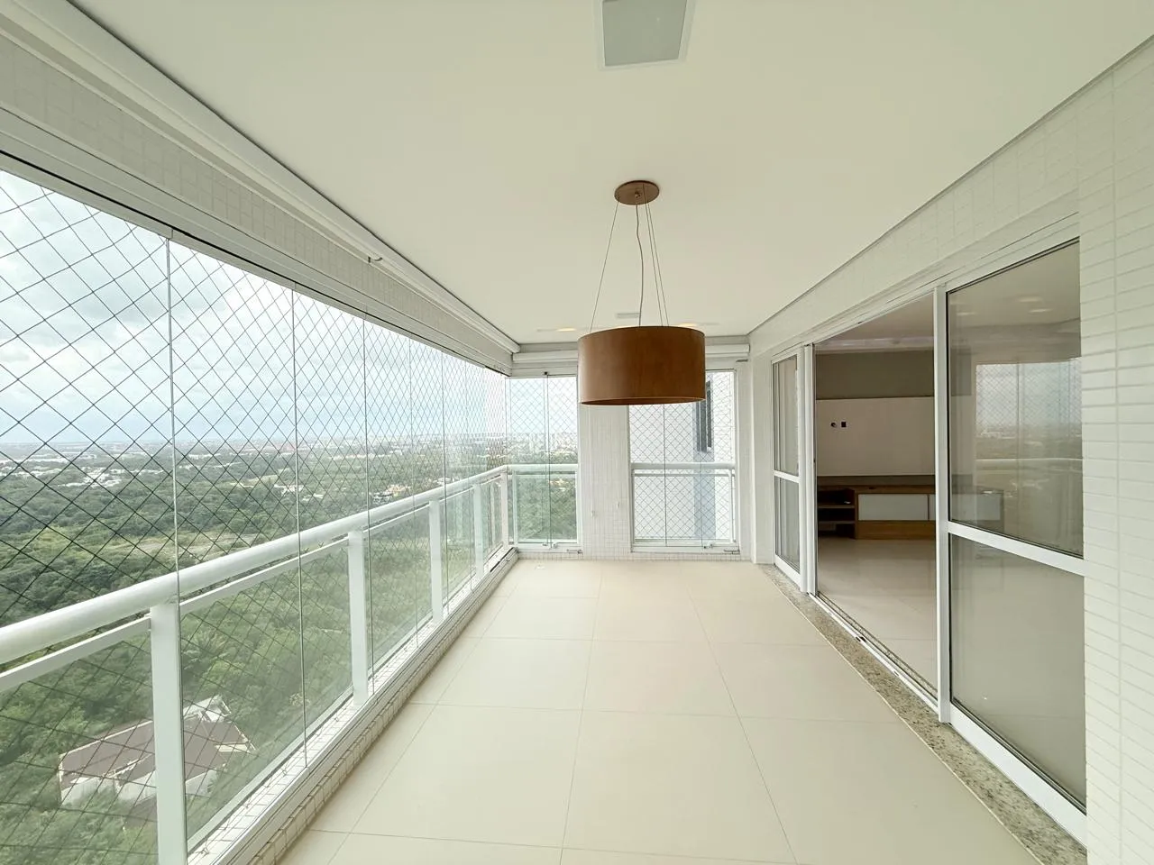 Imóvel para aluguel com 130 metros quadrados com 3 quartos em Patamares - Salvador - BA