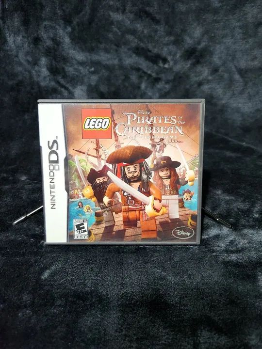 Lego Piratas dos caribes - Nintendo Ds