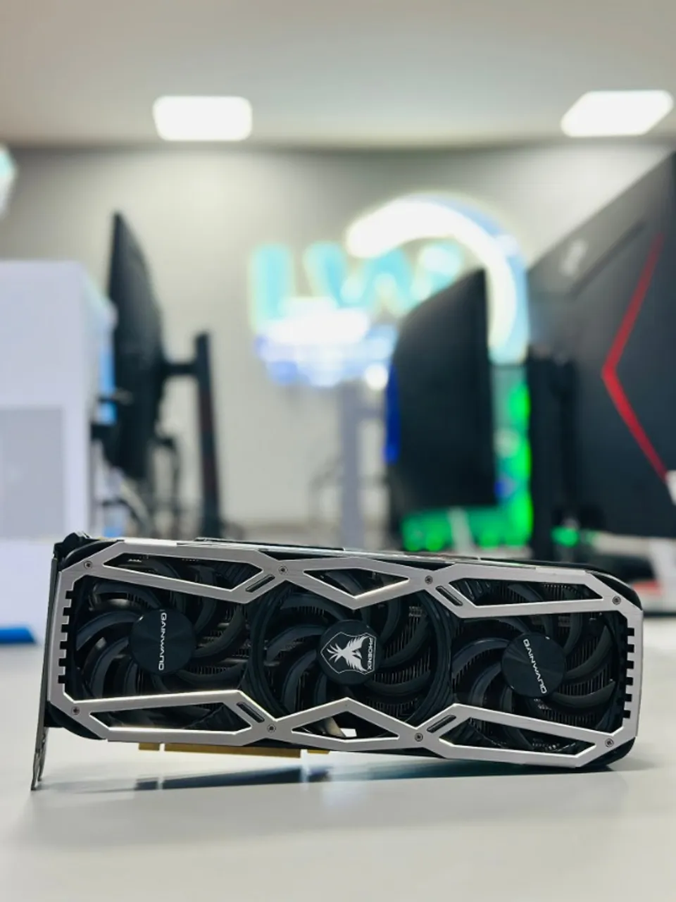 Placa de Video Gainward RTX3090 24GB - Loja LW Tech