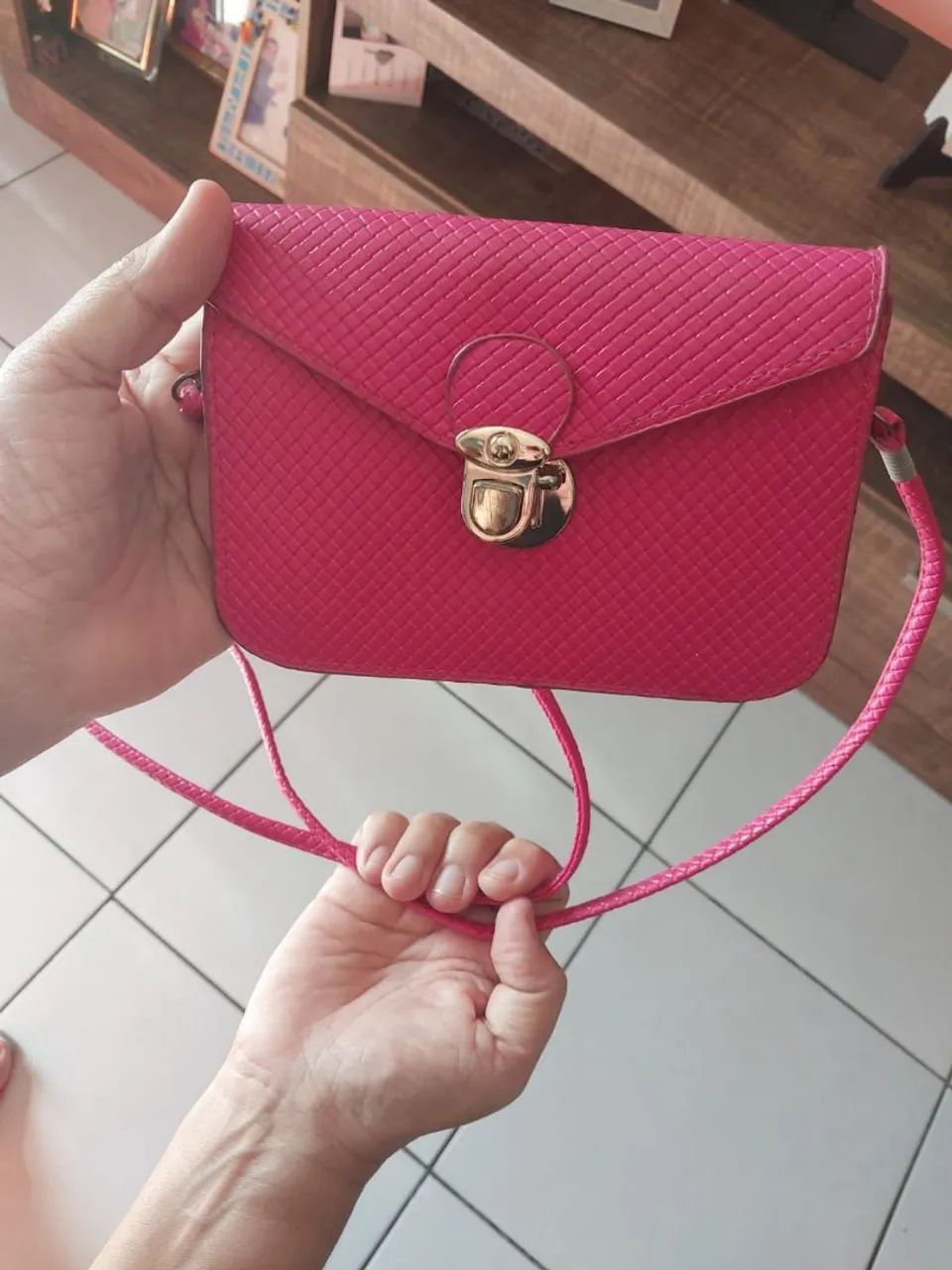 2 Bolsas de Ombro Coloridas - Estilo e Praticidade - Foto 3