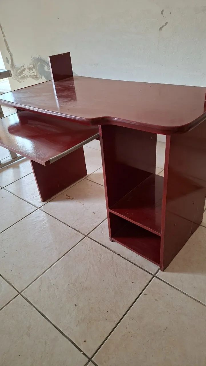 Mesa para computador  MDF usada - Foto 2