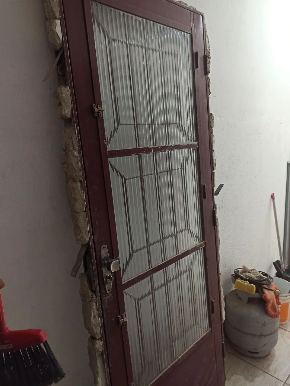 Janela e Porta de Ferro64717751610243122