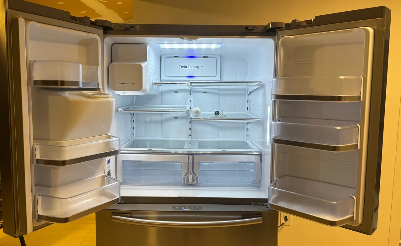 Geladeira Smart Samsung Frost Free - Inox